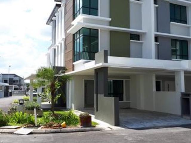 Townhouse for sale in Kuching, Sarawak