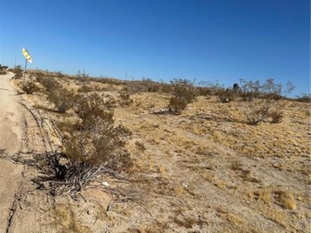 Land for sale in Oro Grande, California