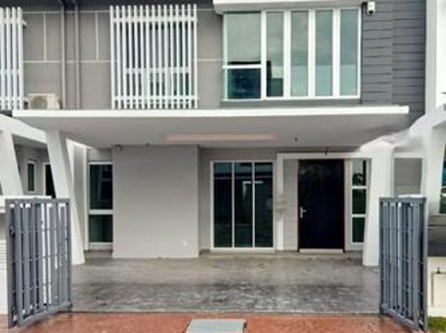 Terraced House for rent in Tanjong Sepat, Selangor