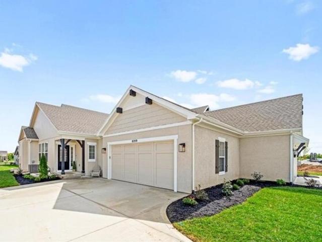 House for sale in Lenexa House for sale in Lenexa