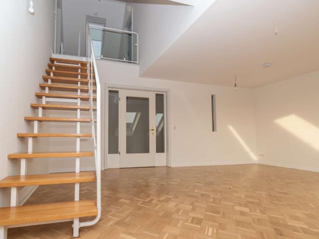 Dachgeschosswohnung kaufen in Leipzig, Sachsen
