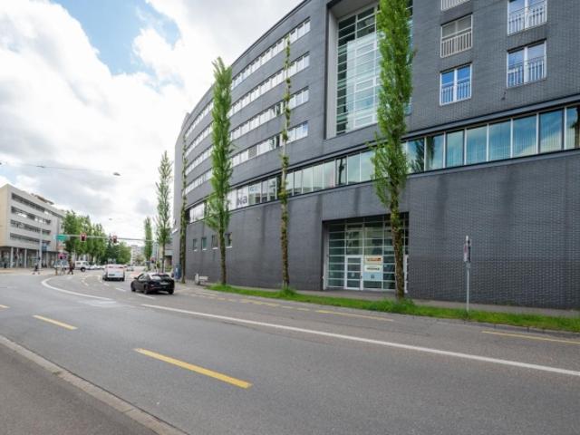 Büro mieten in Einigen, Zürich