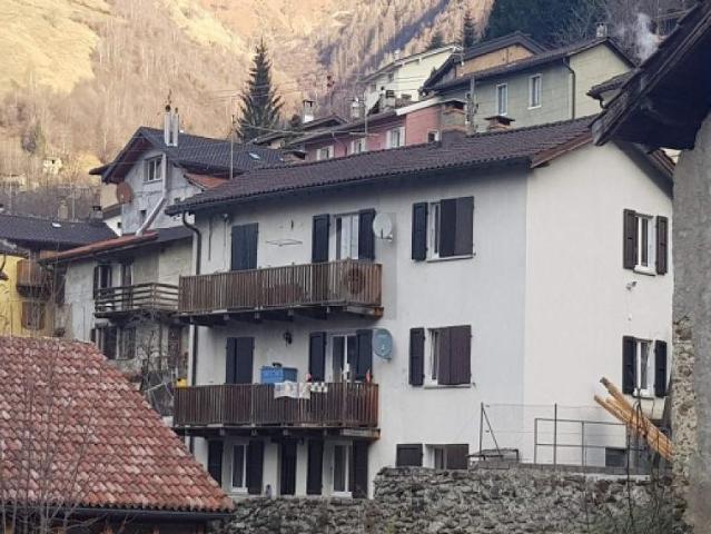 Mehrfamilienhaus kaufen in Aldesago, Tessin