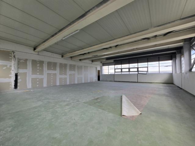 Atelier mieten in Crissier, Waadt