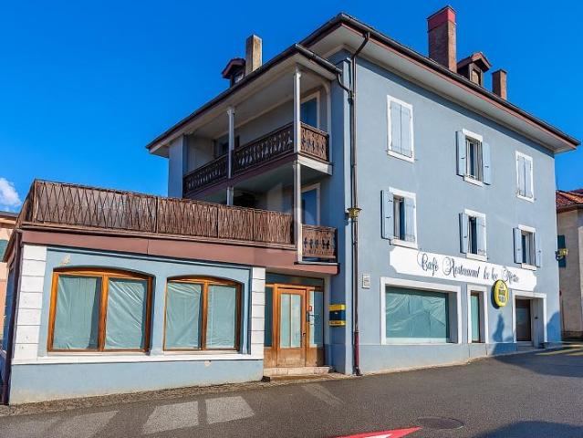 Mehrfamilienhaus kaufen in Bex, Waadt