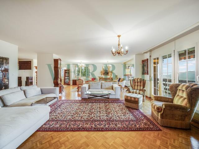 Wohnung kaufen in Chernex, Waadt