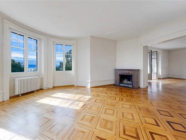 Attikawohnung kaufen in Lausanne, Waadt