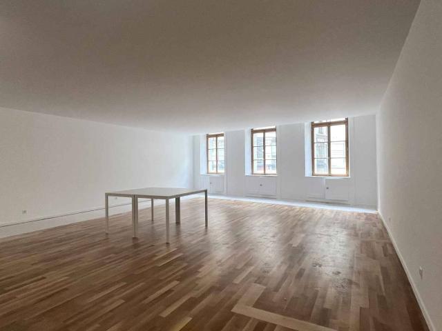 Büro mieten in Cité, Genève