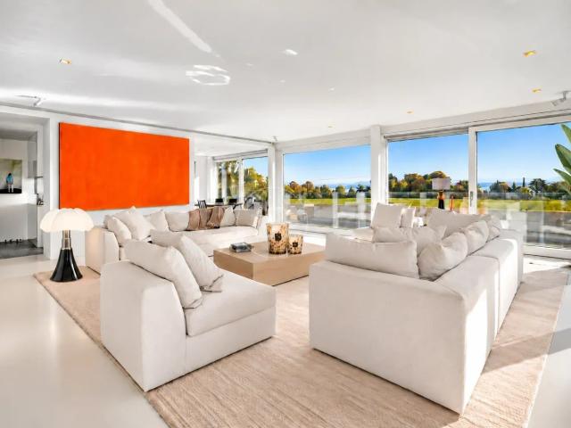 Wohnung kaufen in Coppet, District de Nyon