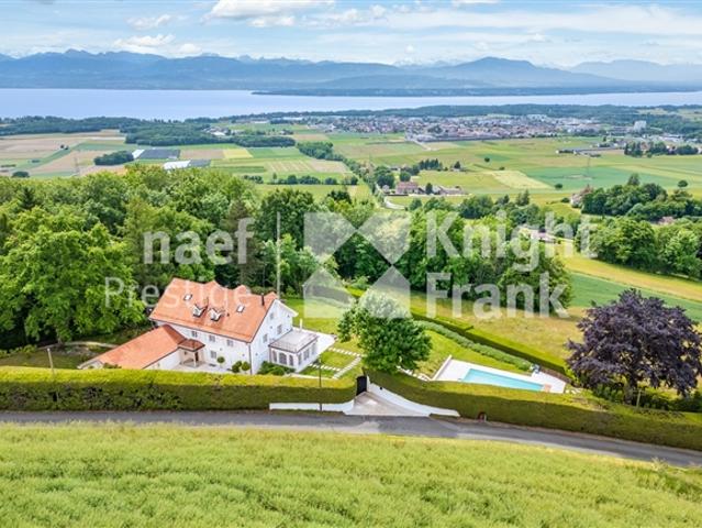 Einfamilienhaus kaufen in Begnins, Waadt