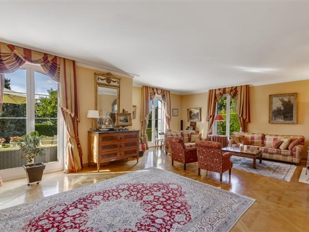 Einfamilienhaus kaufen in Pully, Waadt