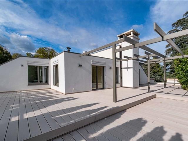 Attikawohnung kaufen in Versoix, Genf