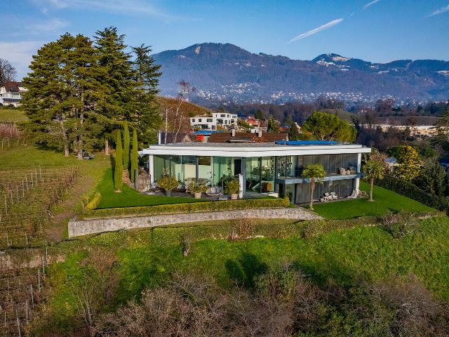 Reihenfamilienhaus kaufen in La Tour-de-Peilz, Waadt