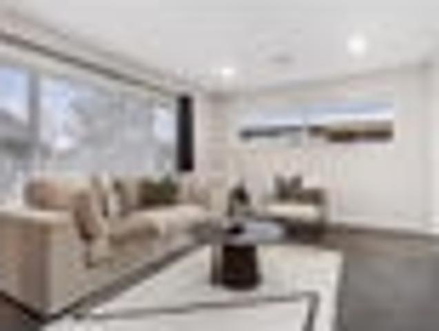 House for sale in Chaslands, Canterbury