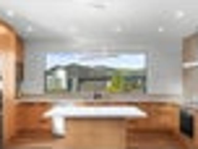 House for sale in Chaslands, Canterbury
