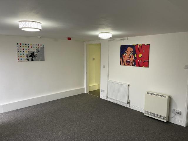 Apartment for rent in Austhorpe, Leeds