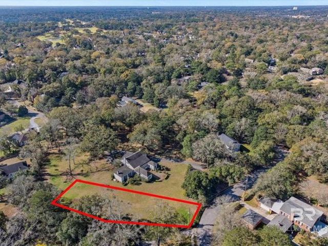 Land for sale in Mobile, Alabama