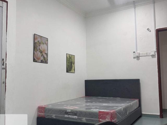 Room for rent in Tebrau, Johor