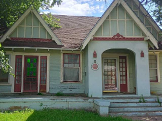 House for sale in Brownwood, Texas
