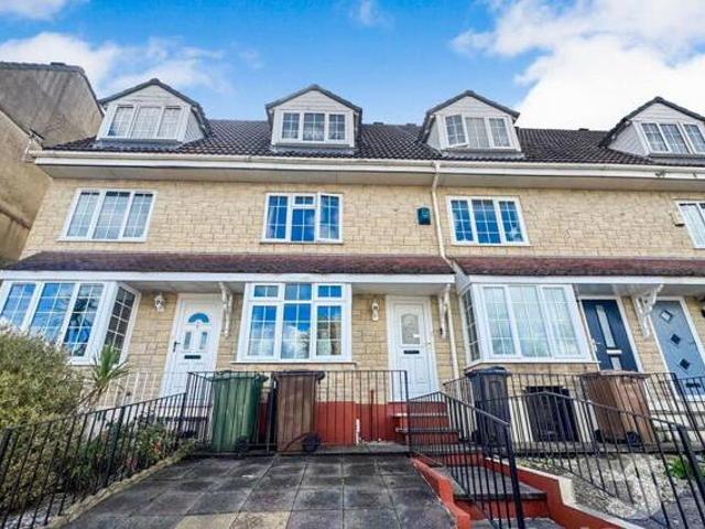House for sale in Follaton, Strode