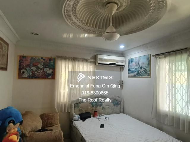 Shop for sale in Johor