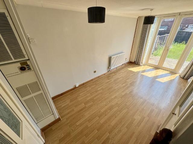 Townhouse for rent in Smith's Wood, West Midlands