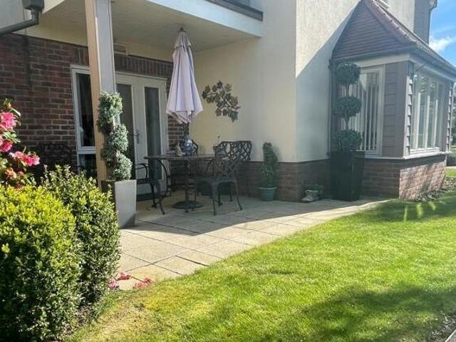 House for sale in Warwick, Warwickshire