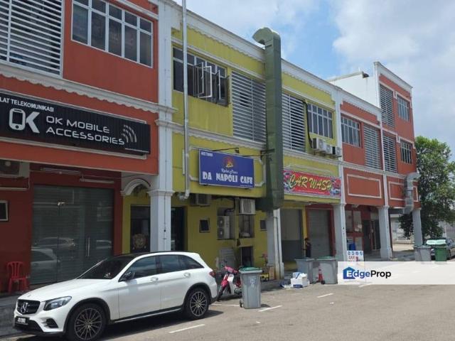Shop for sale in Austin Heights, Tebrau