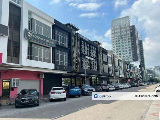 Shop for sale in Ayer Baloi, Johor