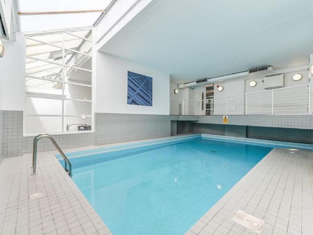 Apartment for rent in Clapham Junction, Greater London