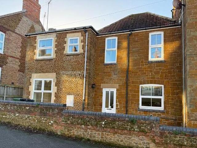 House for sale in Hunstanton, Brookville