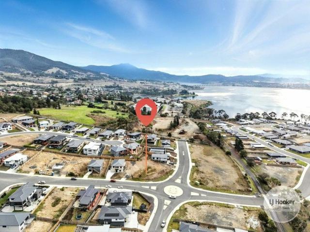 Land for sale in Austins Ferry