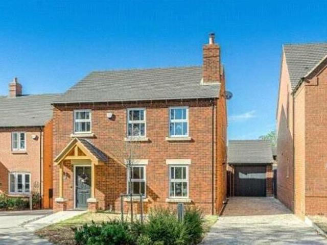 House for sale in Gun Hill, Warwickshire
