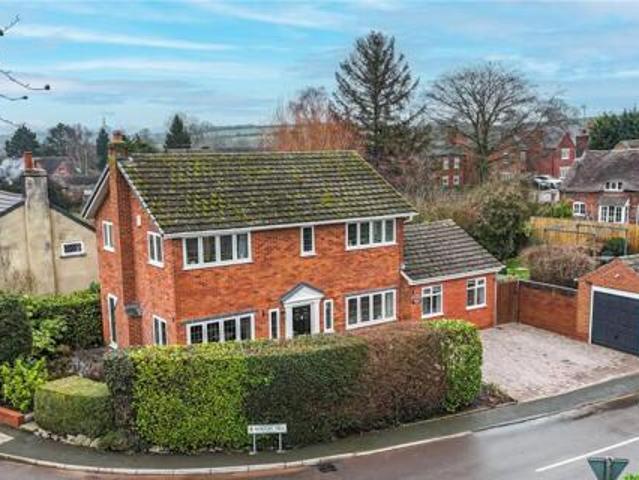 House for sale in Gun Hill, Warwickshire