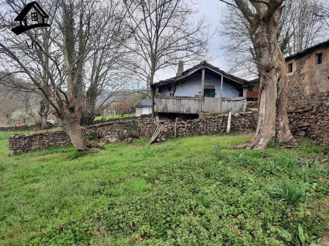 Chalet en venta en Vega De Pas, Cantabria