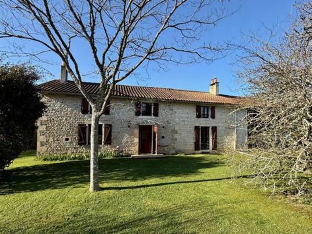 Maison vente à Niort, Clussais-la-pommeraie