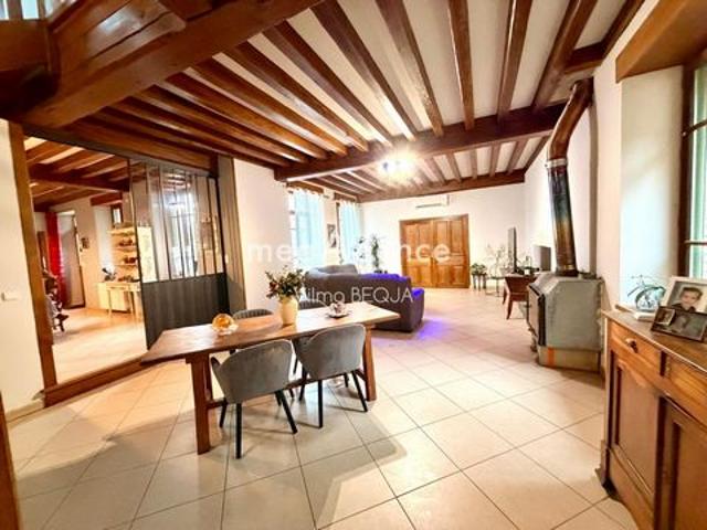 Villa vente à Villebougis, Yonne