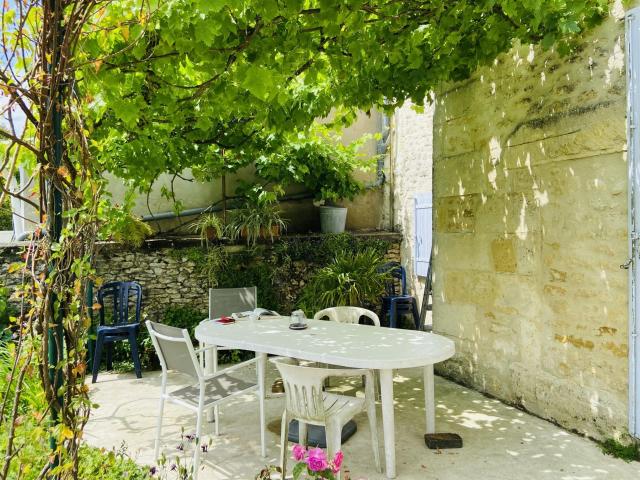 Maison vente à Saintes, Gémozac