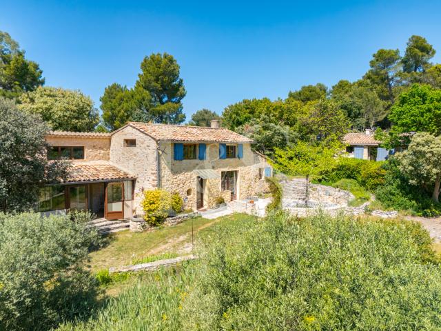 Ferme vente à Carpentras, Le Barroux