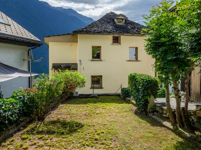 Haus kaufen in Acquarossa, Tessin