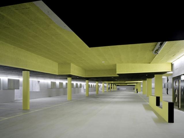 Garage mieten in Einigen, Zürich