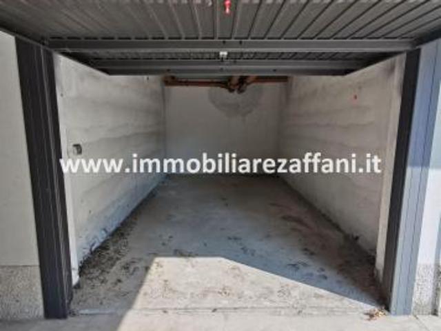 Box in vendita a San Giorgio Su Legnano, Lombardia