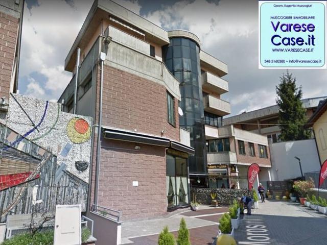 Box in vendita a Biumo Superiore, Varese
