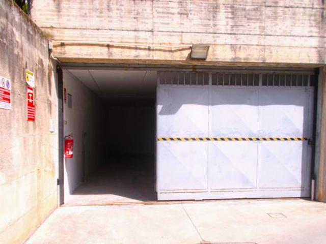 Box in affitto a Varedo, Lombardia
