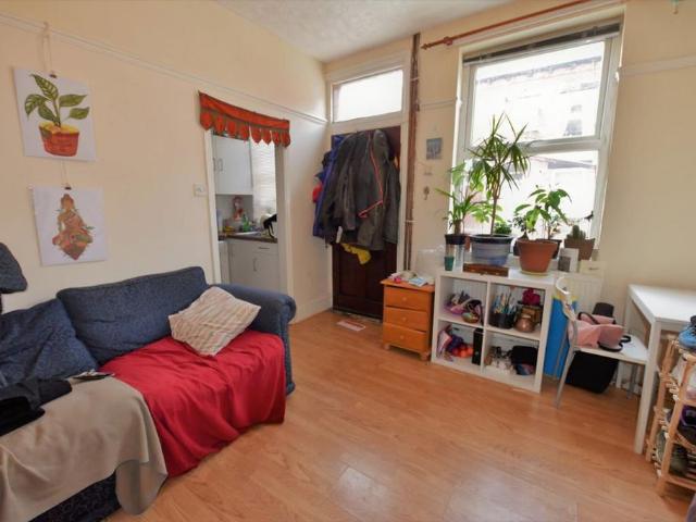 House for rent in Hyde Park, Leeds