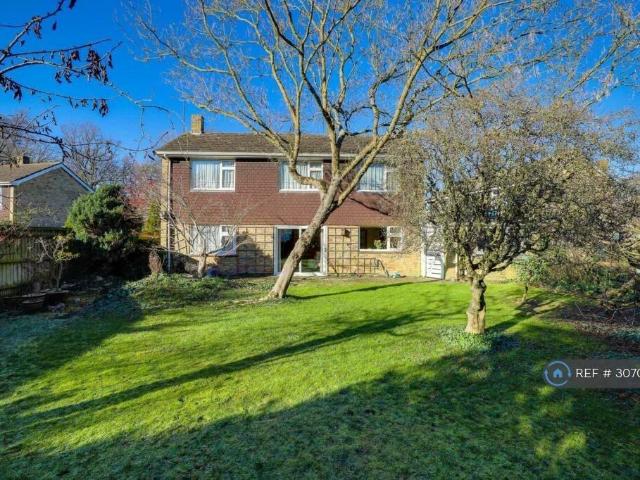 House for rent in Emmer Green, Reading