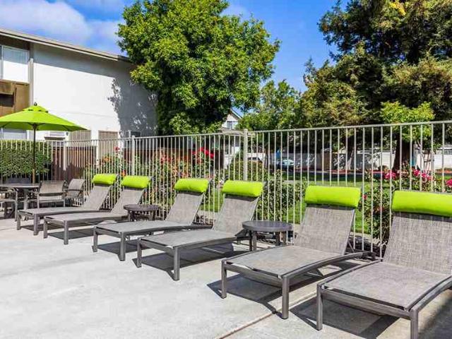 Apartment for rent in Solano, California