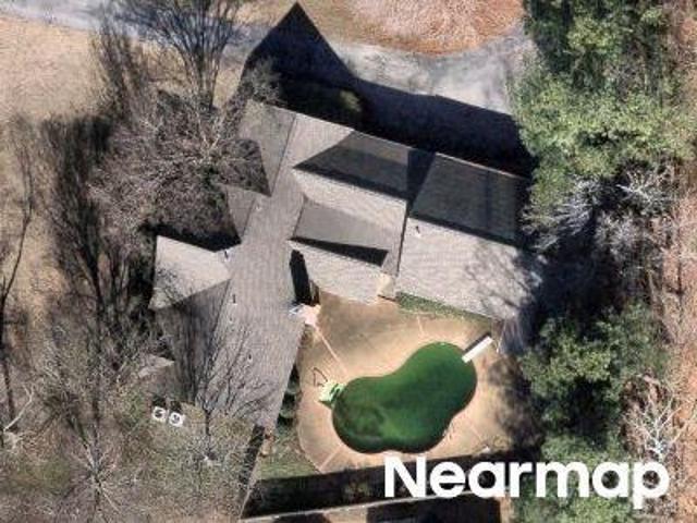 House for sale in Nesbit, Mississippi