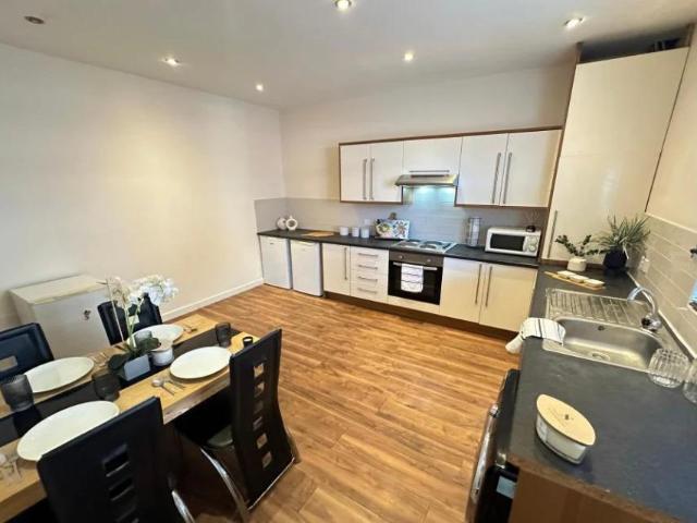 House for rent in Hyde Park, West Yorkshire
