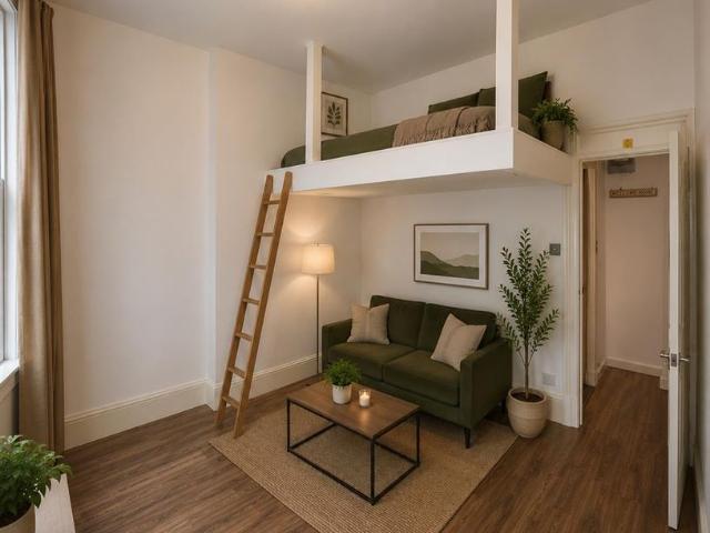 Apartment for rent in Red Hill, Worcestershire